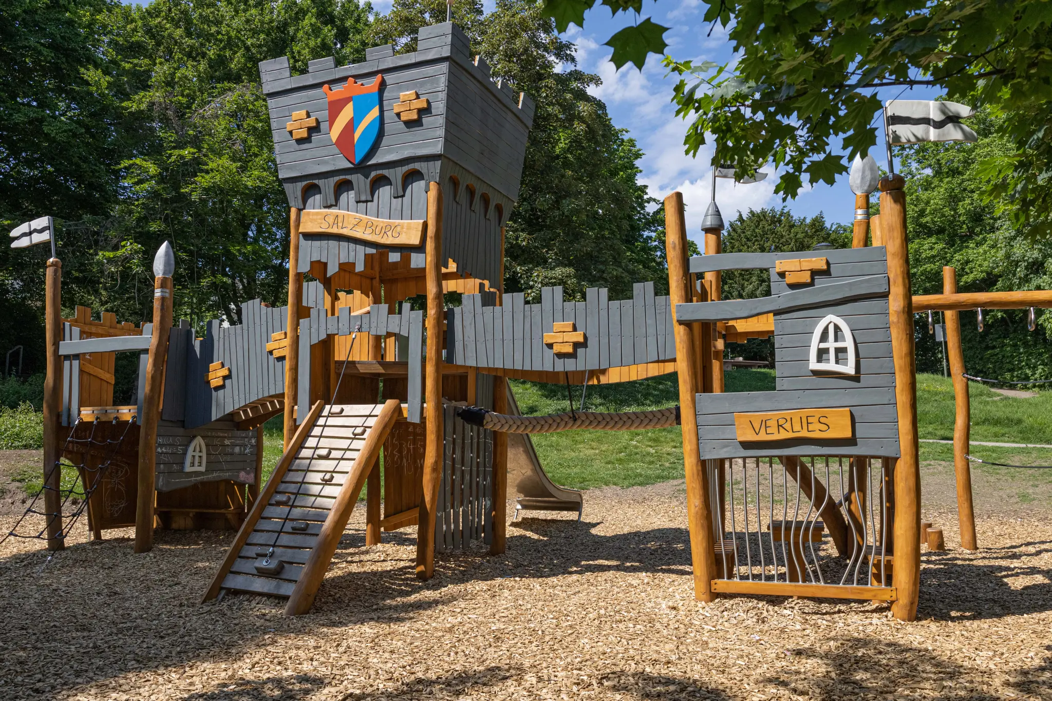 Salzburg Spielplatz – Bild 1