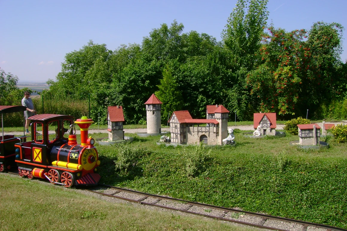 Burgenland Eckartsberga – Bild 2