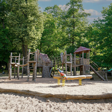 Spielplatz Hofgarten – Bild 2