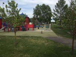 Renfrew Community Centre Playground – Bild 4