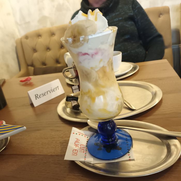 Eiscafe Hafenliebe Carolinensiel – Bild 4