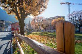 Parco giochi Giubiasco Piazza Grande – Bild 2