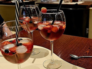 Gästehäuser Pension u. Café Pinguin – Bild 2