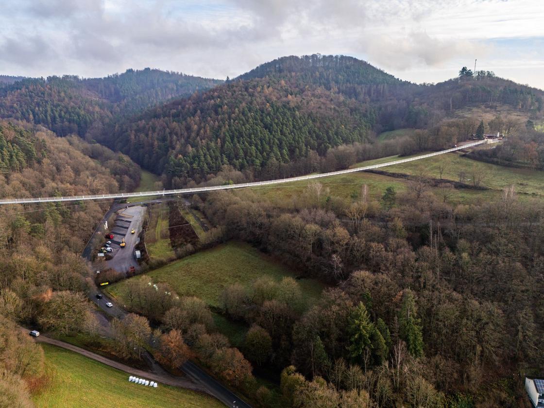 Hängebrücke – Bild 1