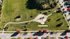 Batteaux Park Playground – Bild 1