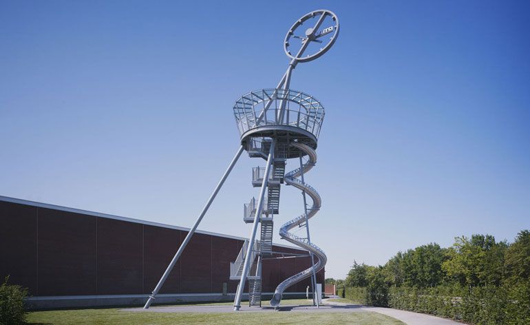 Vitra Slide Tower – Bild 1