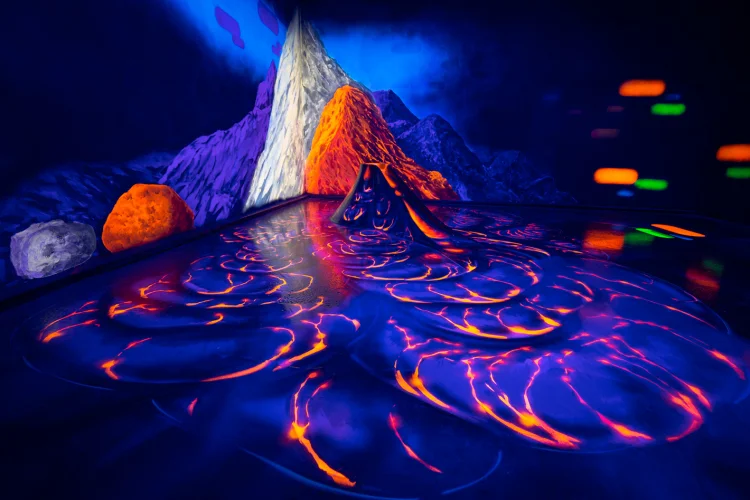 Schwarzlicht Semester Minigolf Marl – Bild 5