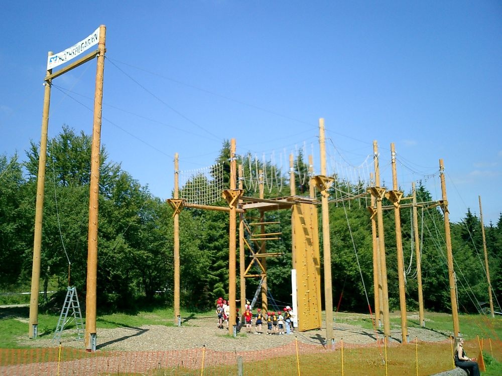 Hochseilgarten Schlossberg in Küstelberg – Bild 1