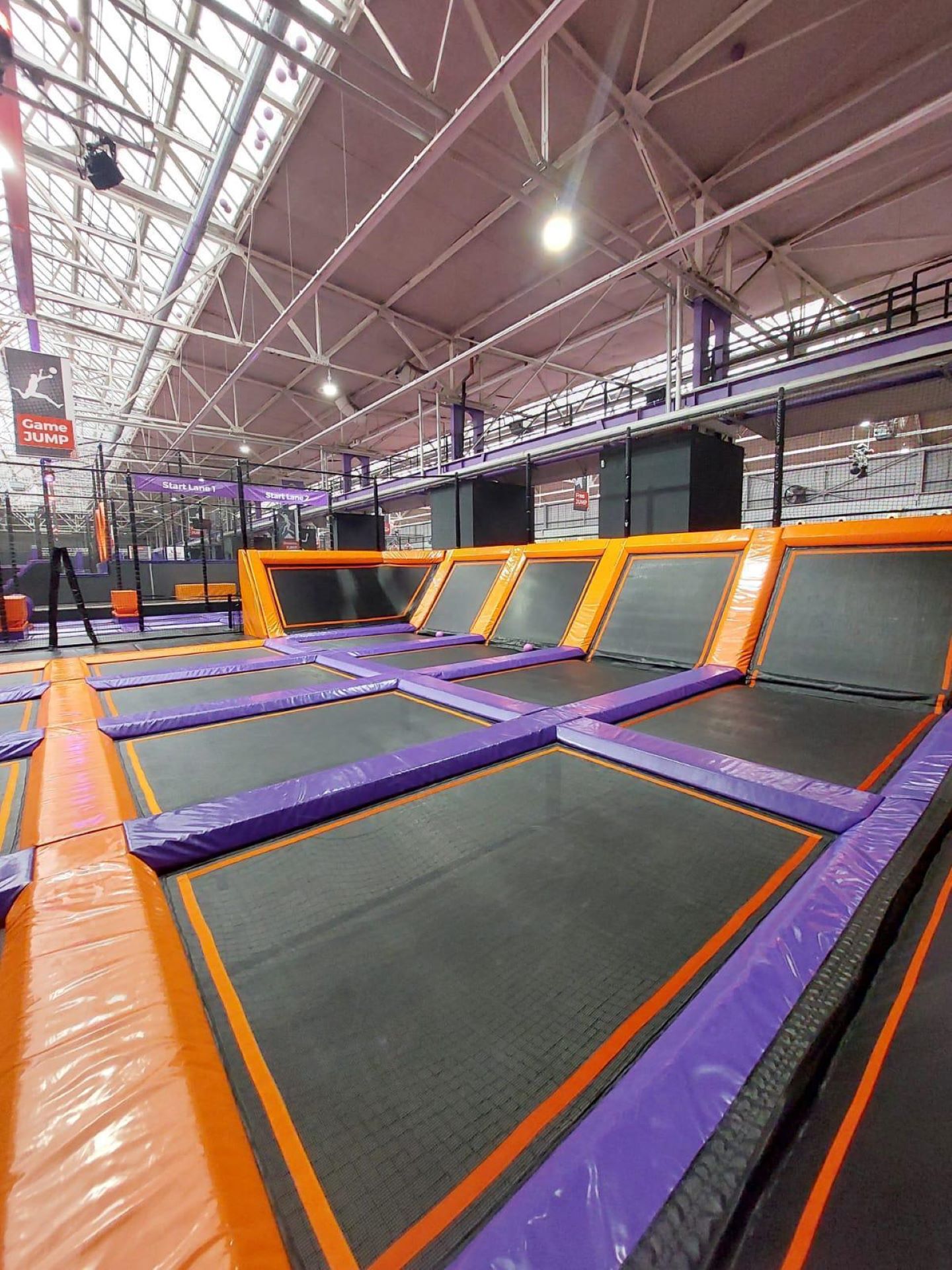 Eifeler Spielfabrik (ehem. HUGODROM) – Bild 1