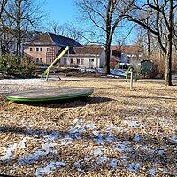 Spielplatz im Park der Jugend – Bild 1