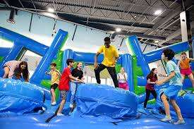 The Bubble Jump Park - Vaughan – Bild 2