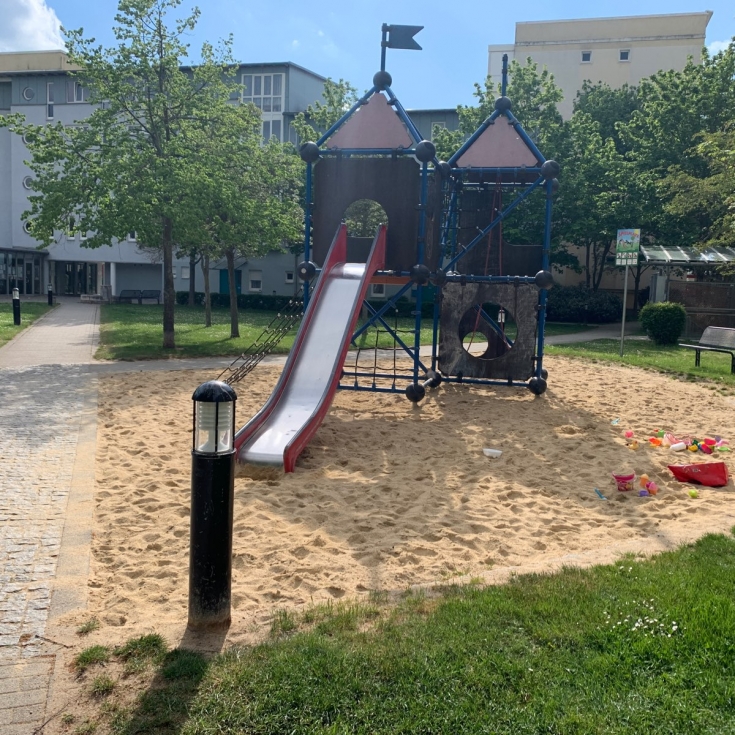 Spielplatz – Bild 3