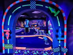 Bar Laitier Mini Golf Fluo S'amuse – Bild 1