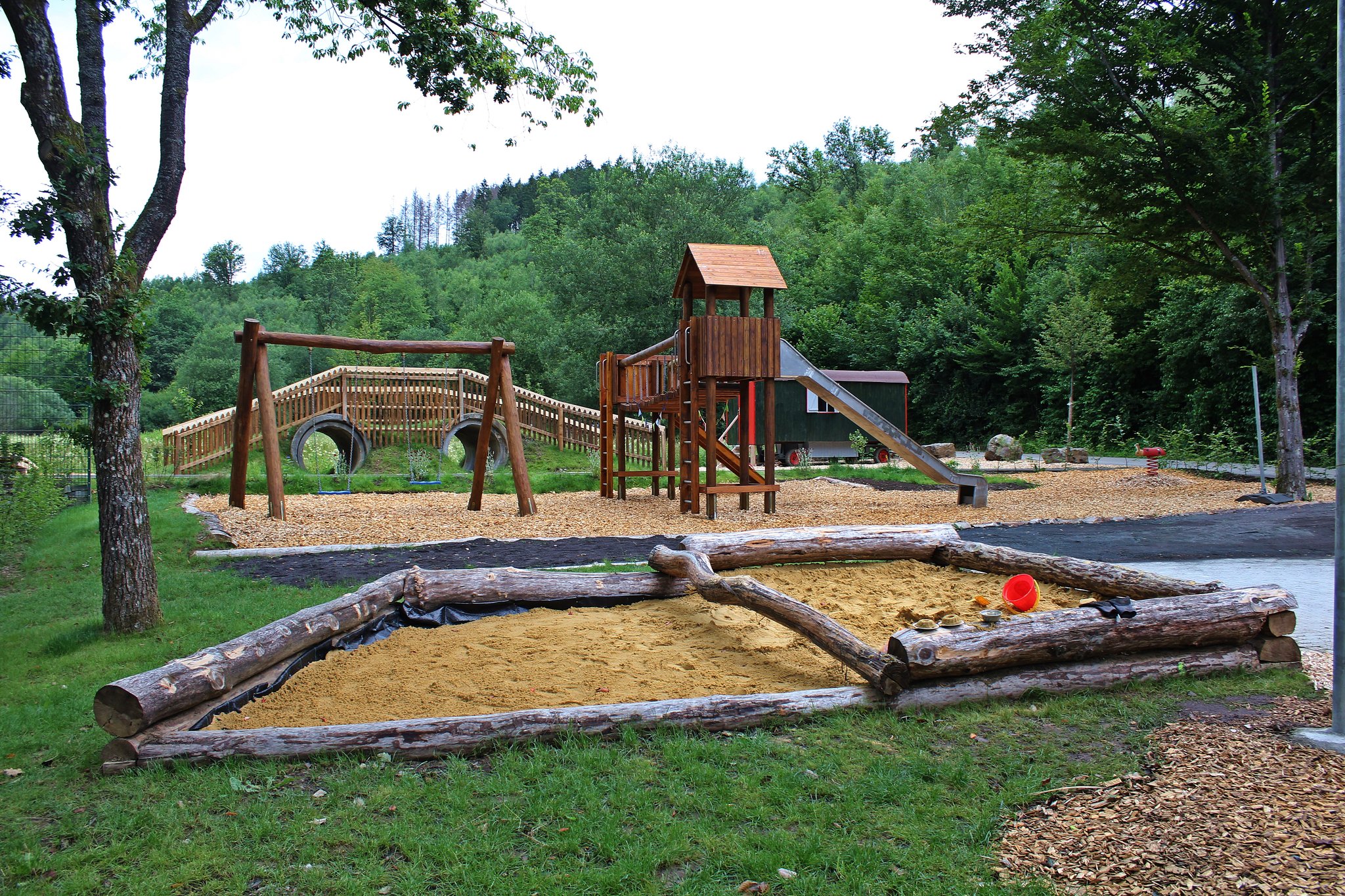 Mehrgenerationenplatz Eckmannshausen – Bild 3