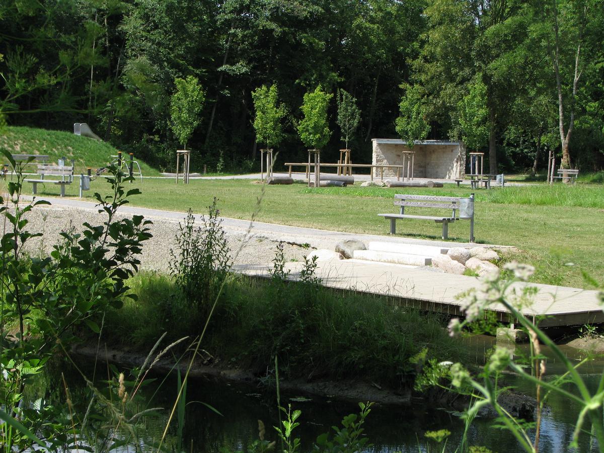 Rast- & Bike Anlage mit Skatepark und Grillkota – Bild 4