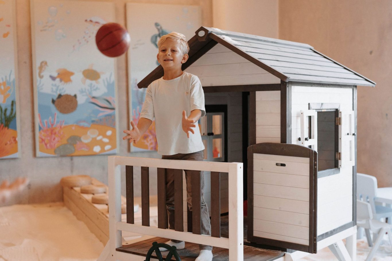 Das BEACH by Babybeach Salzgrotte, Indoorspielplatz, Familiencafé Kirchheim Teck - Indoor, Inhalieren, Salzspielplatz – Bild 6