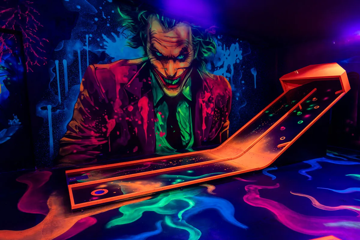 Schwarzlicht Minigolf Frankfurt by GolfZone (ehemals GlowZone) – Bild 2