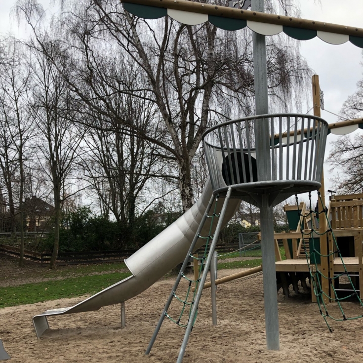 Spielplatz am Rheinufer – Bild 6