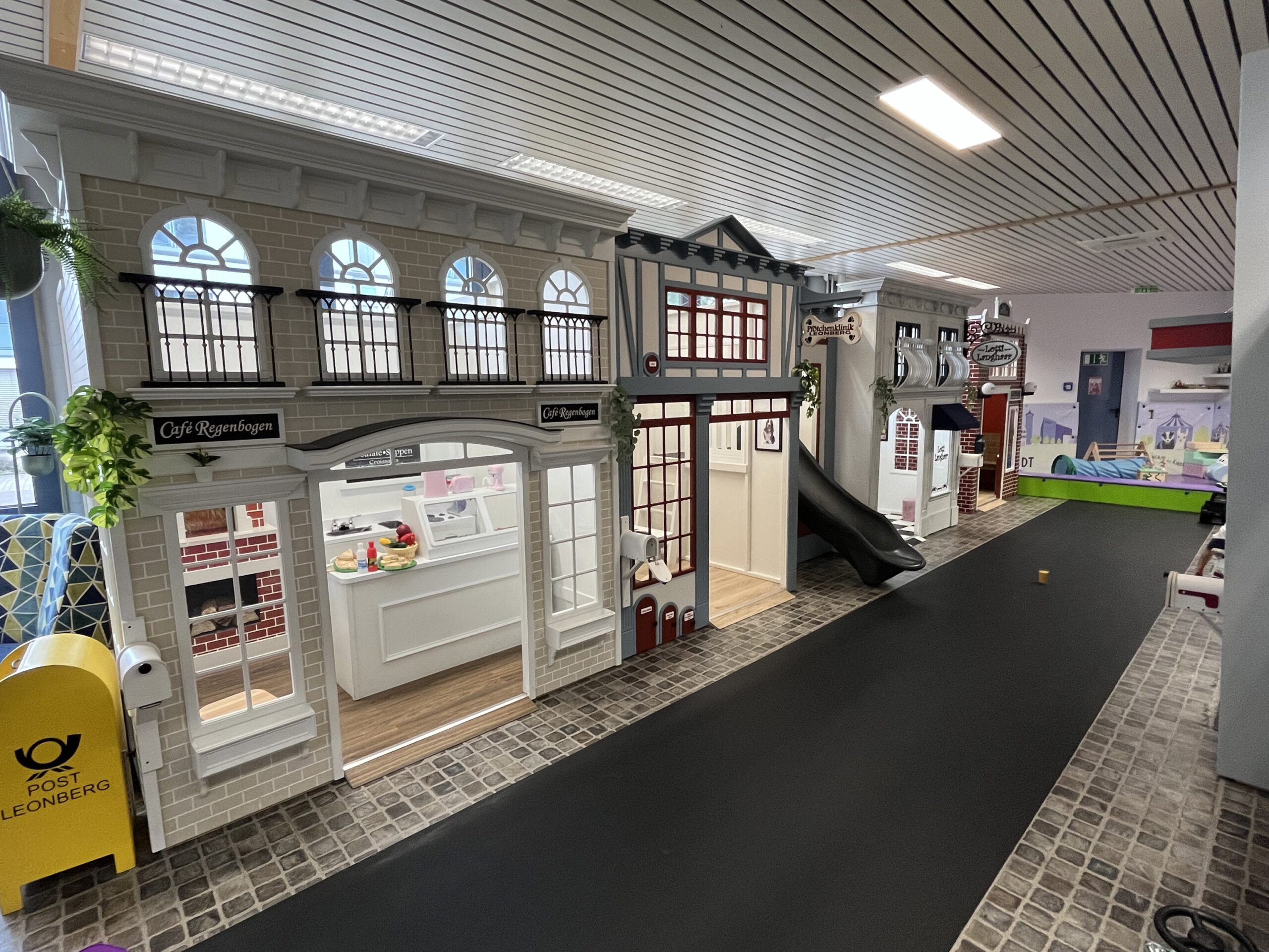 Spielstadt Leonberg - Indoorspielplatz & Café – Bild 4