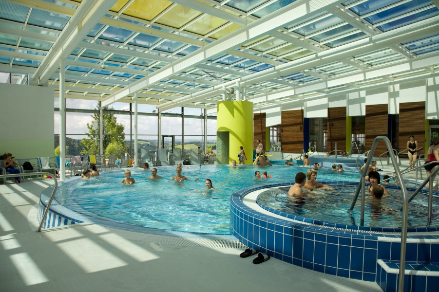 Karoli-Badepark – Bild 1