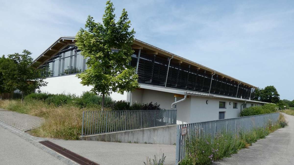 Mehrzweckhalle Grabenstätt – Bild 1