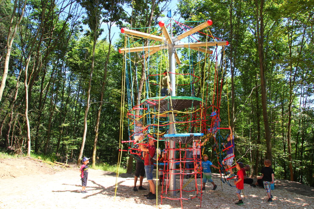 7 Spielplätze in Wildgehege Herborn – Bild 1