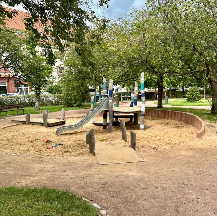 Spielplatz Fritz-Gumpert-Platz – Bild 2