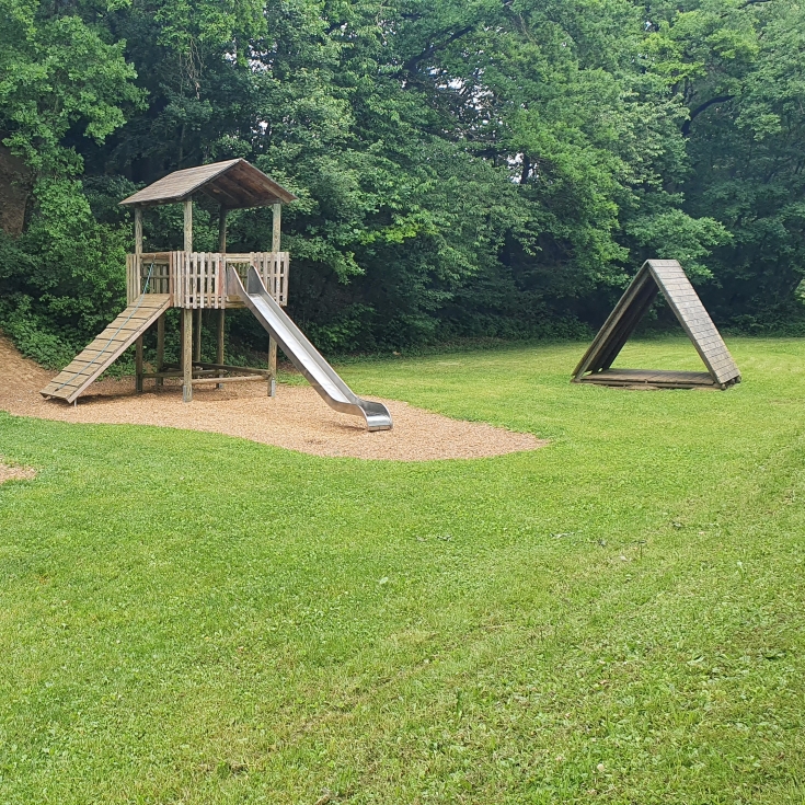 Bahntrasse Spiel & Grillplatz – Bild 4