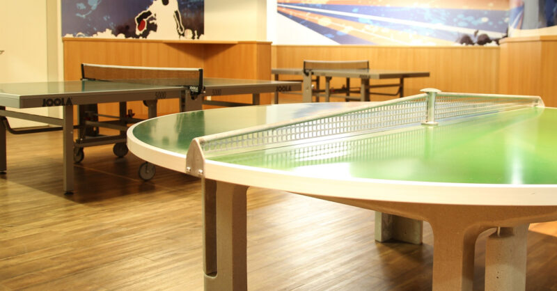 Tennisplatz und Tischtennis – Bild 4