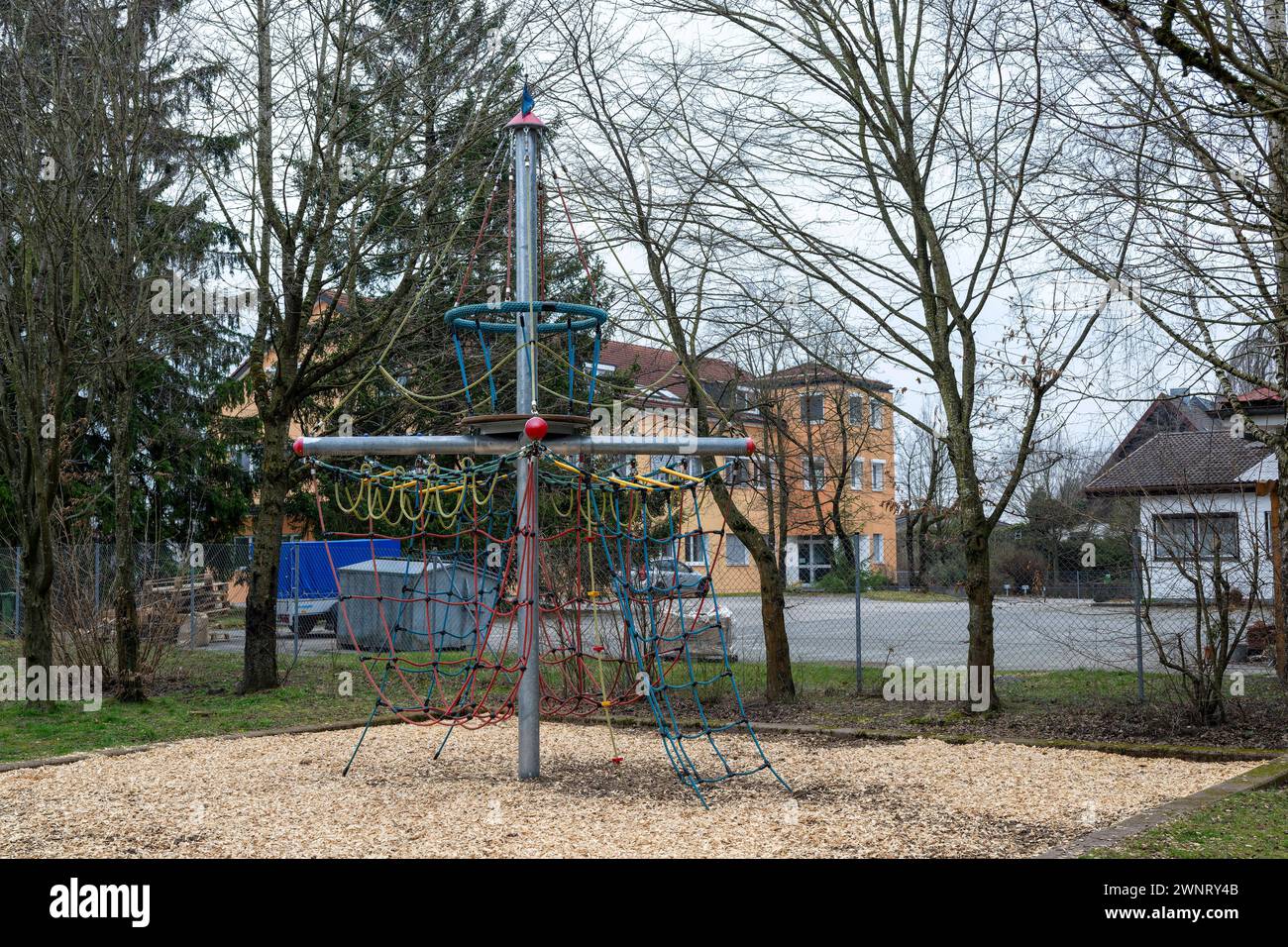 Spielplatz – Bild 1