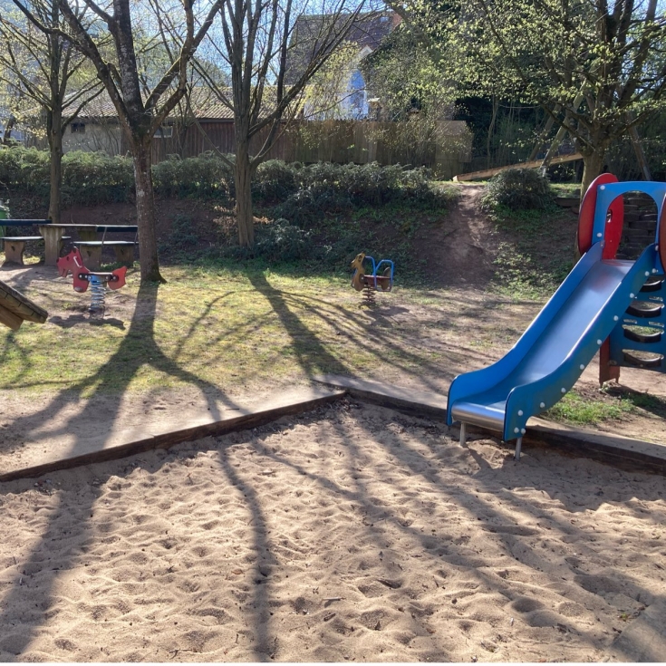 Spielplatz "Holzweg" – Bild 3