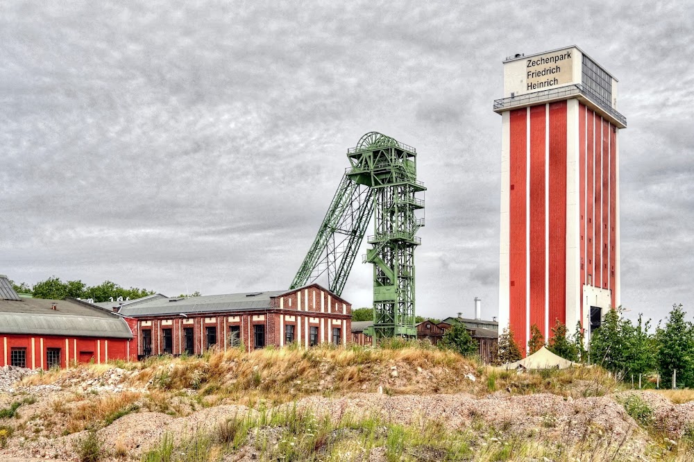 Zechenpark Friedrich-Heinrich - Eingang Innenstadt – Bild 1