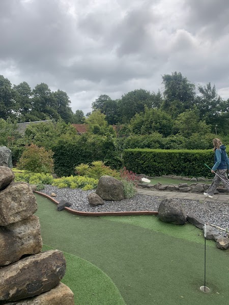 Minigolfanlage im Stadtpark – Bild 4