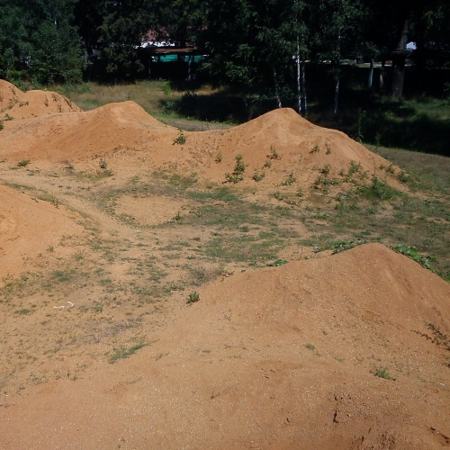 Dirtbike Strecke am Fun Park – Bild 1