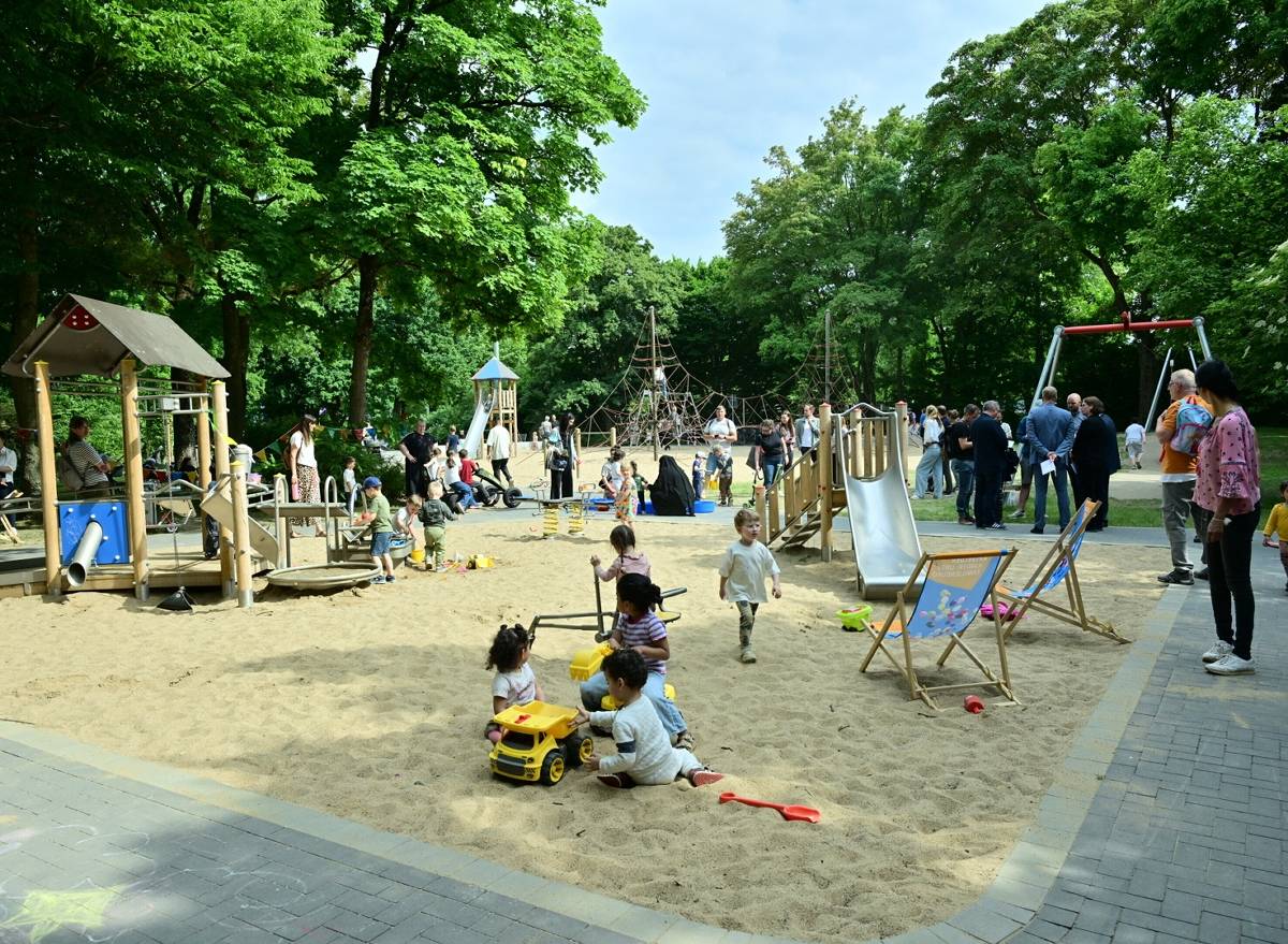 Spielplatz am Obergplatz – Bild 1