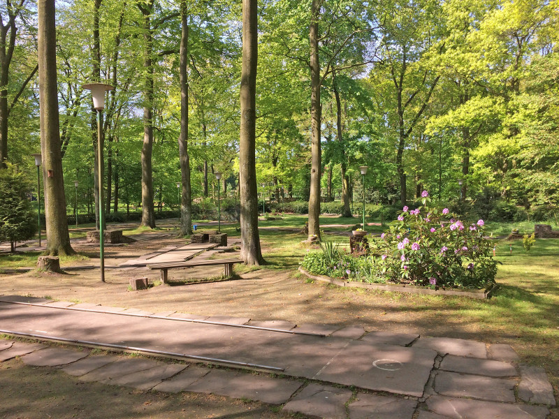 Minigolfanlage im Uerdinger Stadtpark – Bild 2