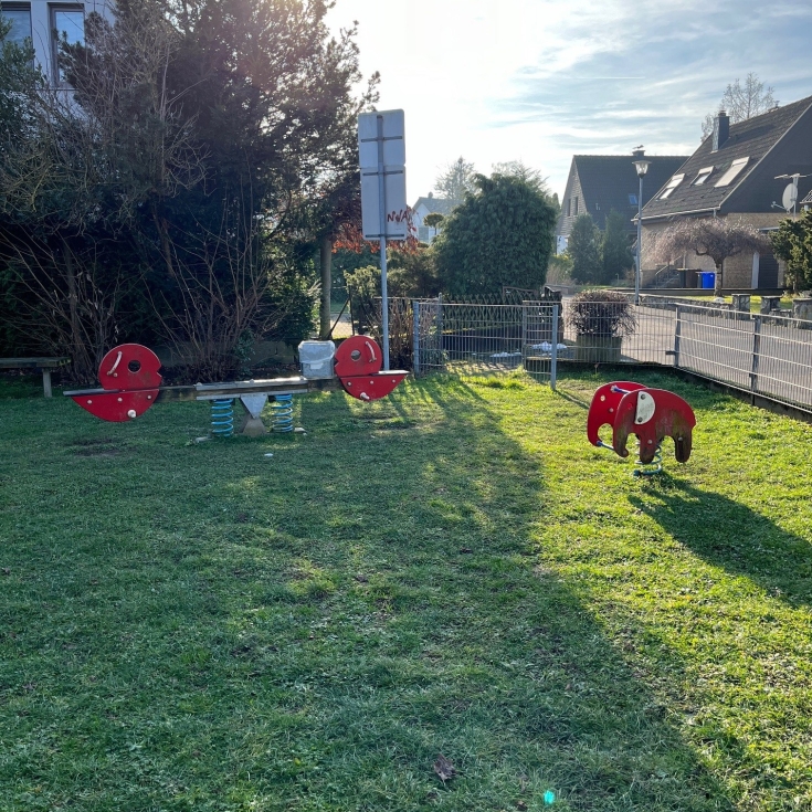 Spielplatz Rotdornweg – Bild 3
