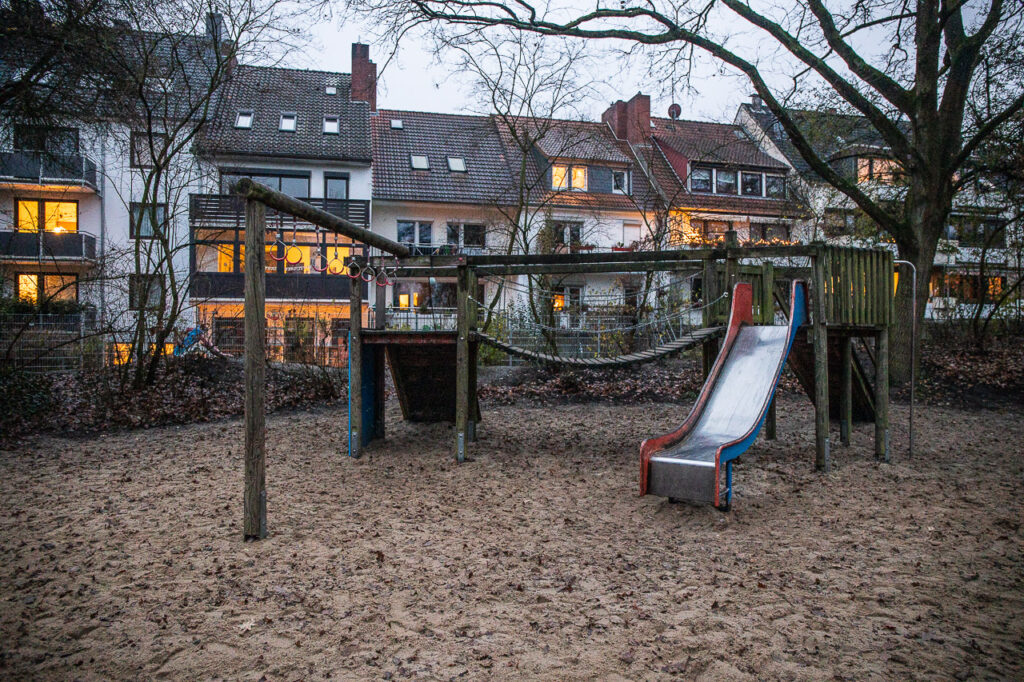 Spielplatz an der Corveystraße – Bild 1