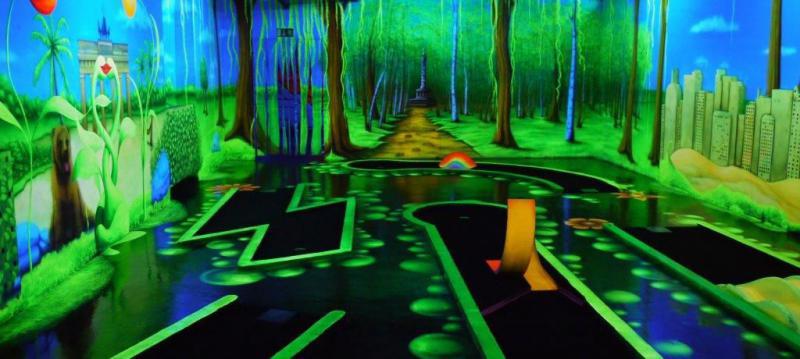 Indoor Minigolf Schwarzlicht – Bild 5