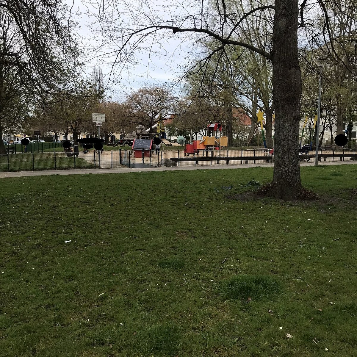 Bürgermeister Martin Donandt Platz – Bild 3