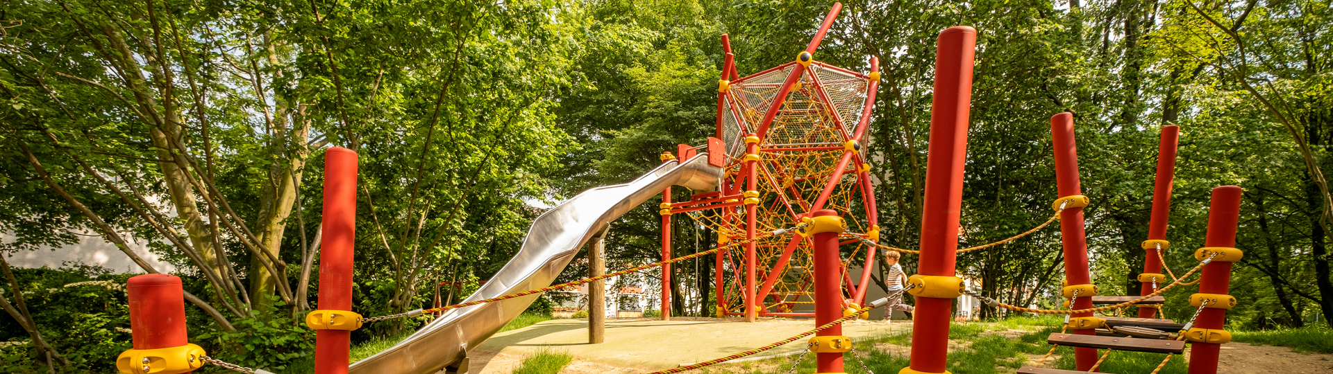 Holzkopf Klettergerüst für Kinder – Bild 3