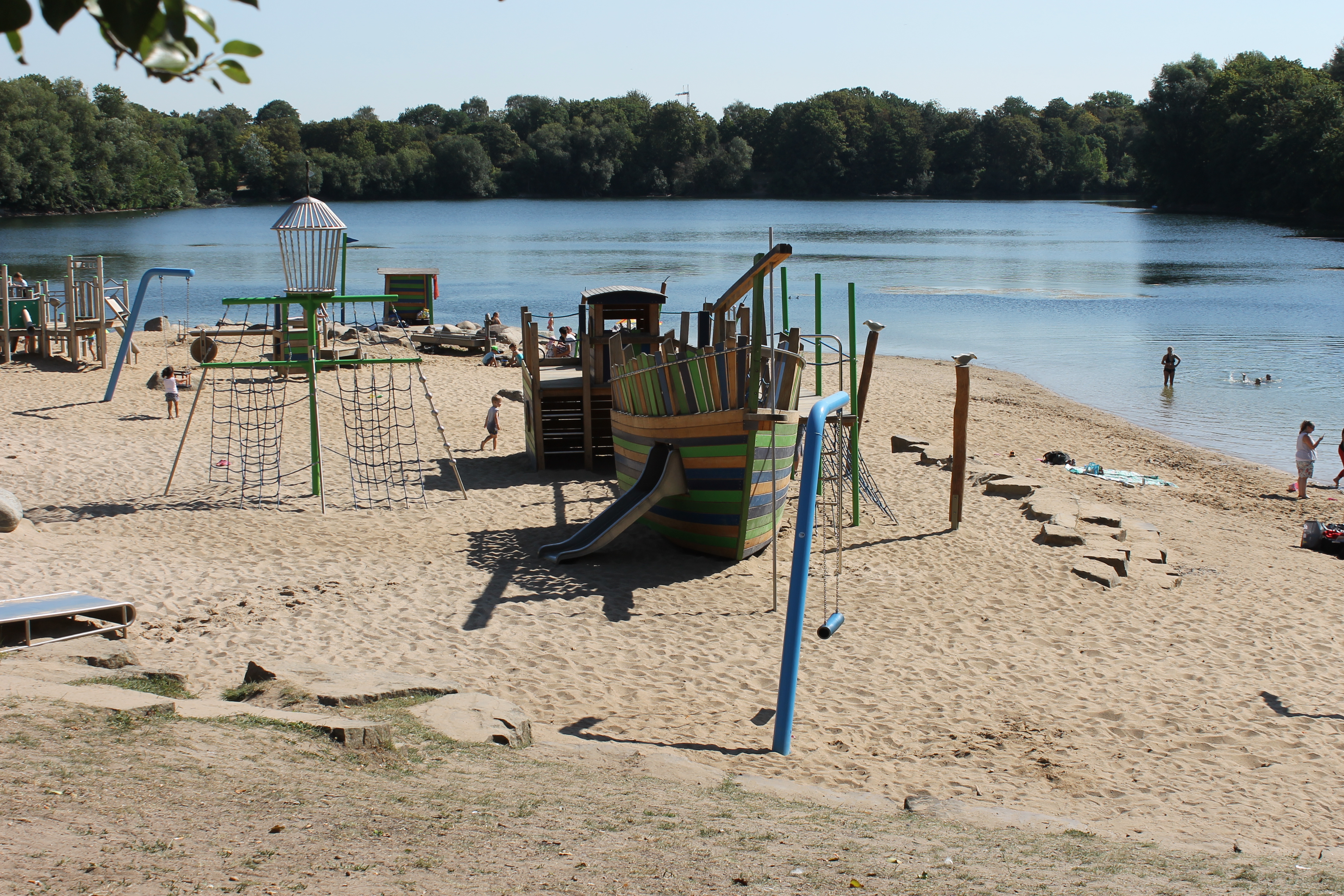 Wasserspielplatz Uettelsheimer See – Bild 1
