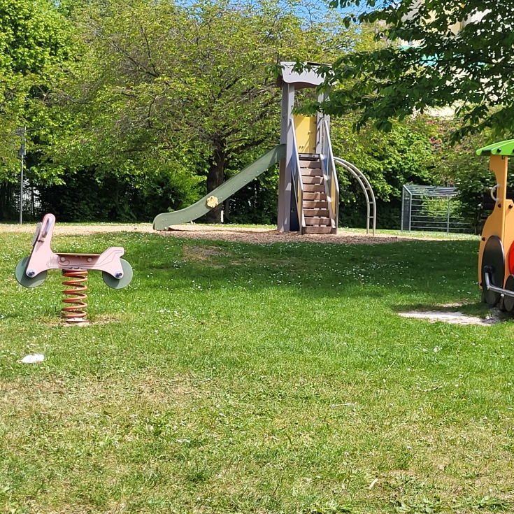 Spielplatz "Hinter der Bahn" – Bild 2