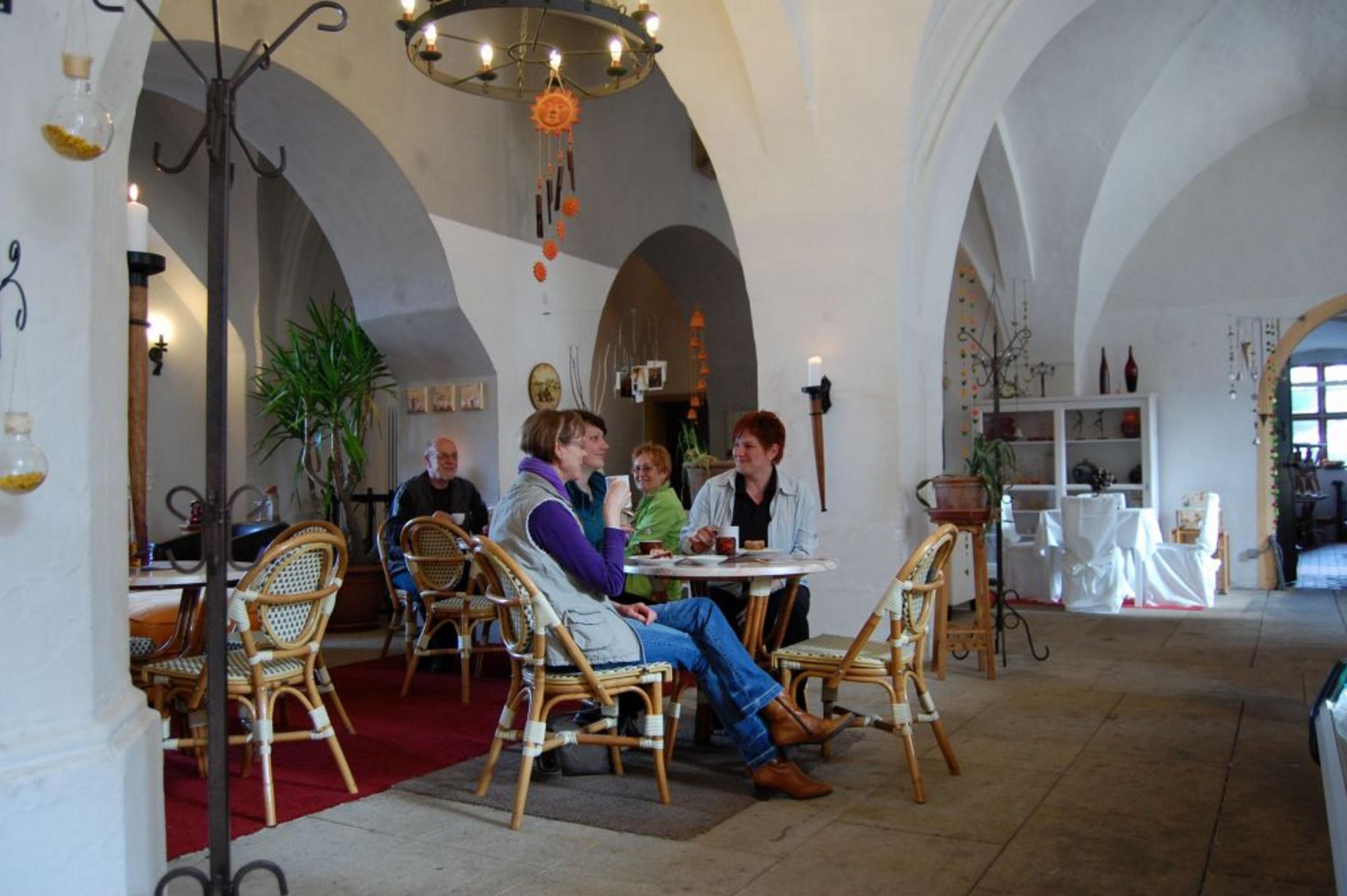 Café im Schloss – Bild 2