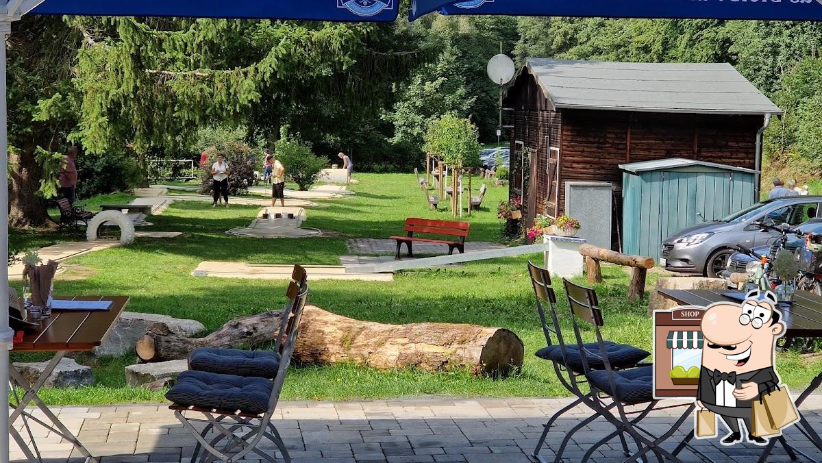ZUM LOUIS Einkehr - Minigolf - Holzkugelbahn – Bild 3