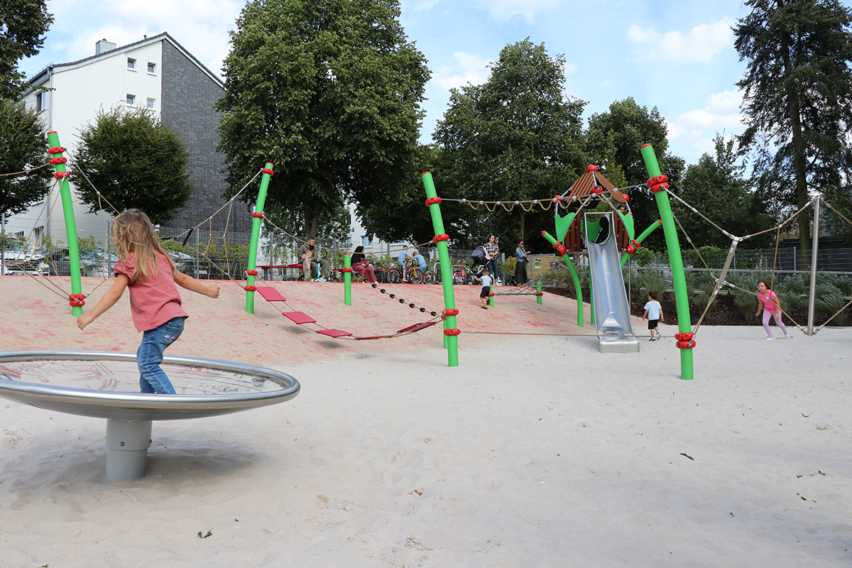 Spielplatz Zum Kirschbäumchen – Bild 4