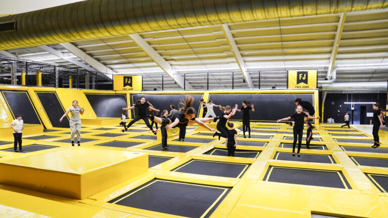 Sprungbude Bad Cannstatt - Sprungbuden GmbH – Bild 2