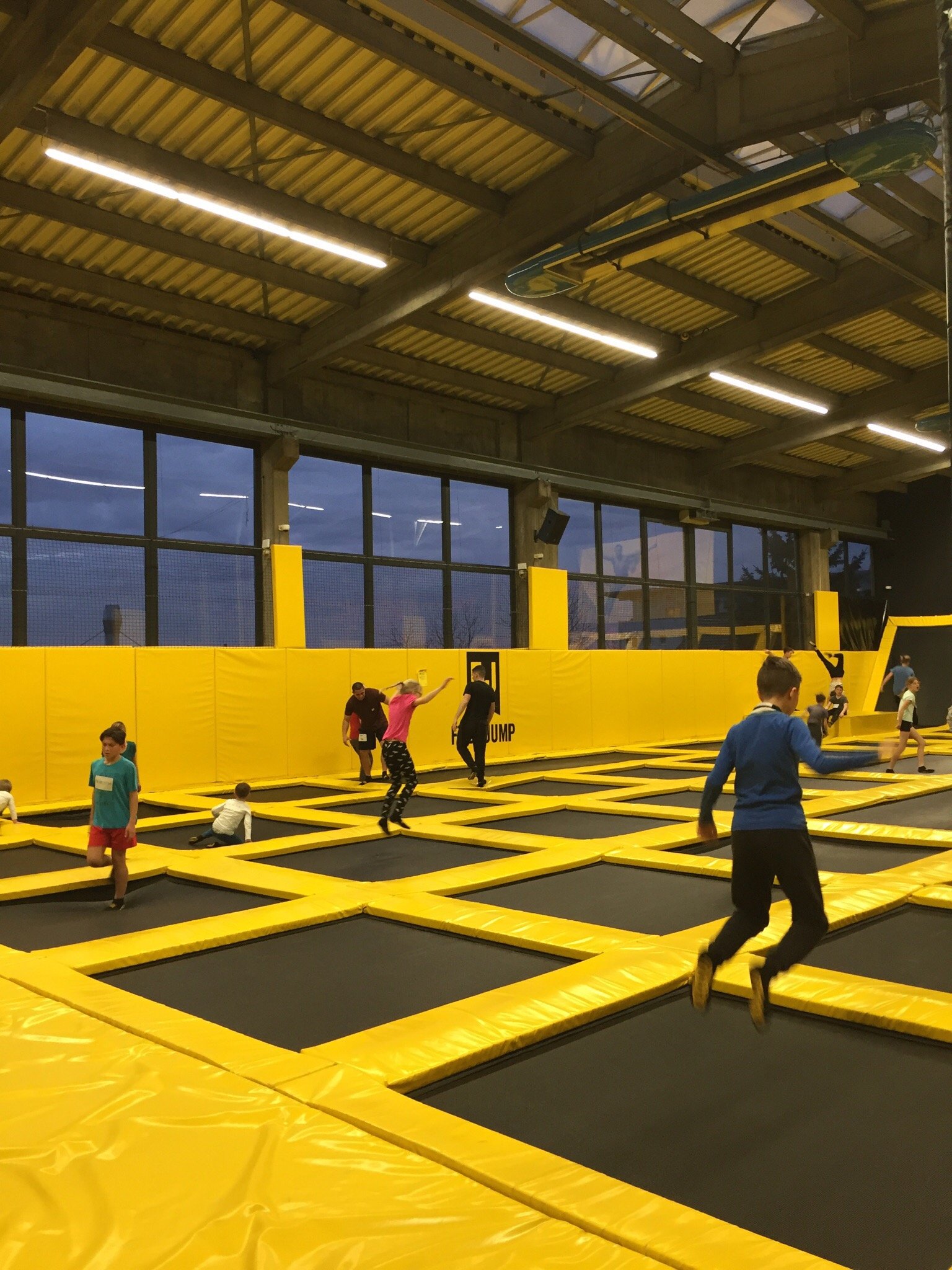 Sprungbude Bad Cannstatt - Sprungbuden GmbH – Bild 5