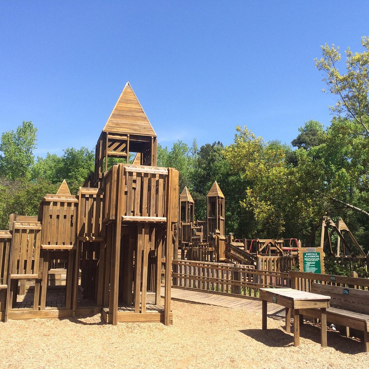 Playground – Bild 2