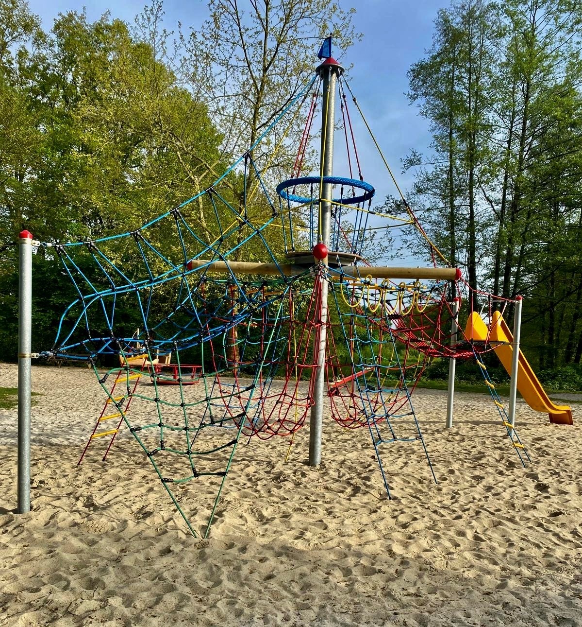 Abenteuer-Spielplatz – Bild 2